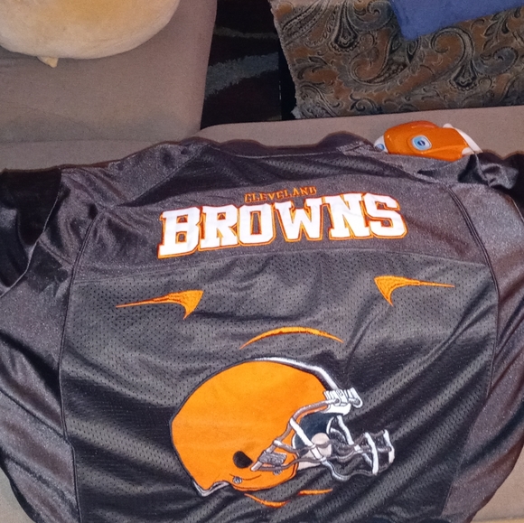Cleveland Browns jersey with custom hoodie - Picture 8 of 10